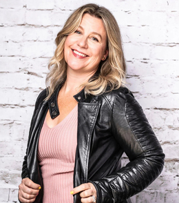 Julia McKay